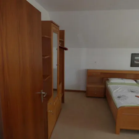 Ferienwohnung Hirth Jettingen-Scheppach